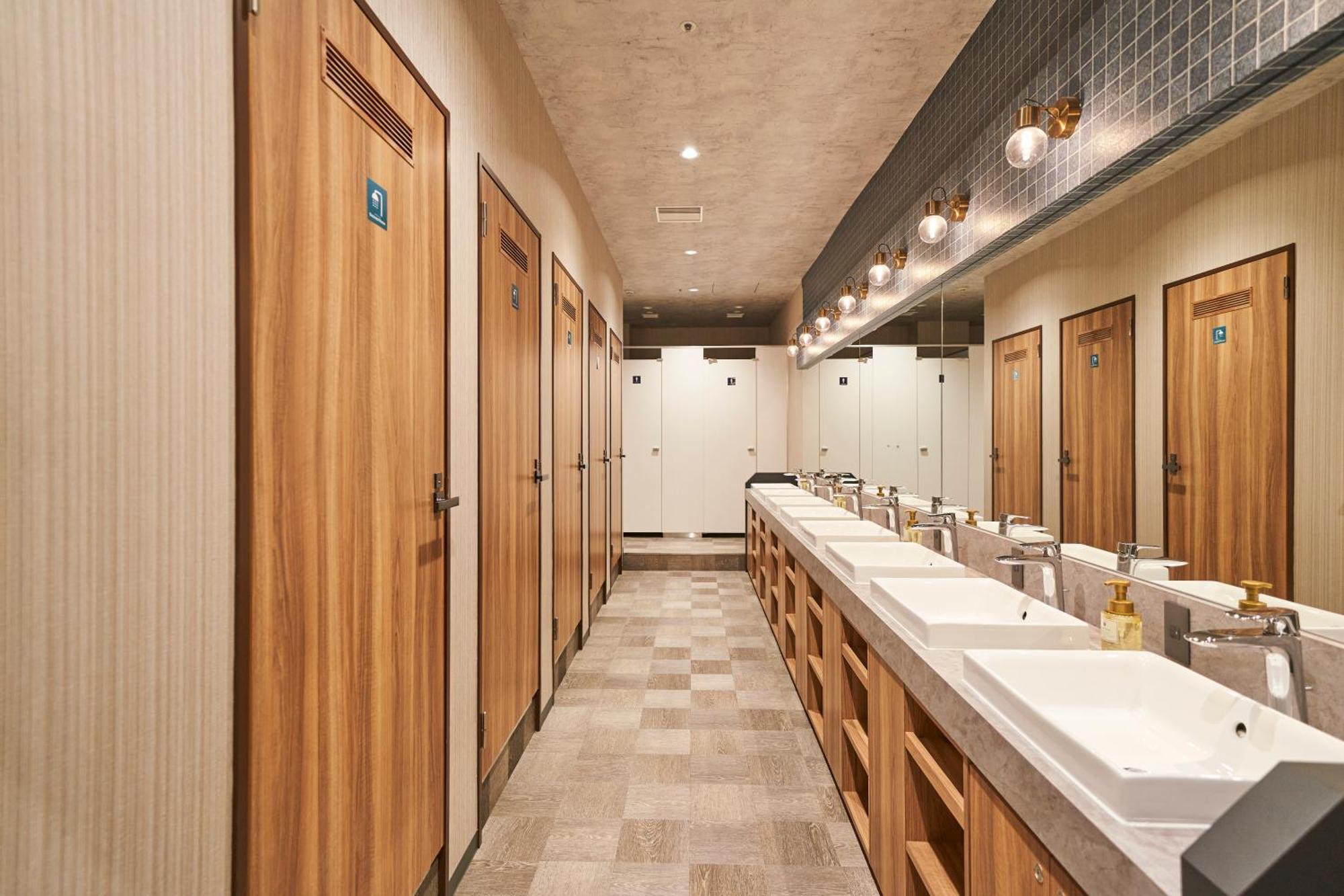 Eight Point Inn Kanazawa Bagian luar foto